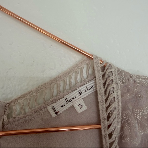 Willow & Clay Embroidered Beige Dress size small - Picture 2 of 6